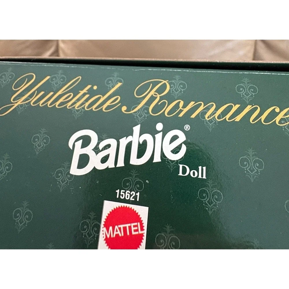 1996 Hallmark Keepsake ornament Yuletide Romance brunette